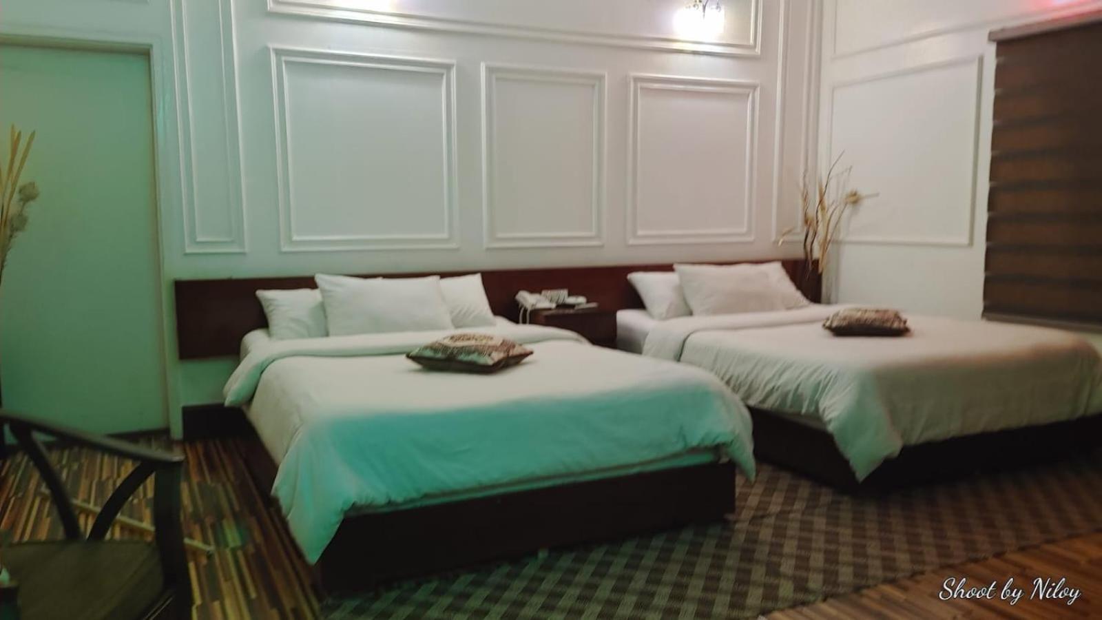 Rezala Restaurant And Residence Dhaka Buitenkant foto