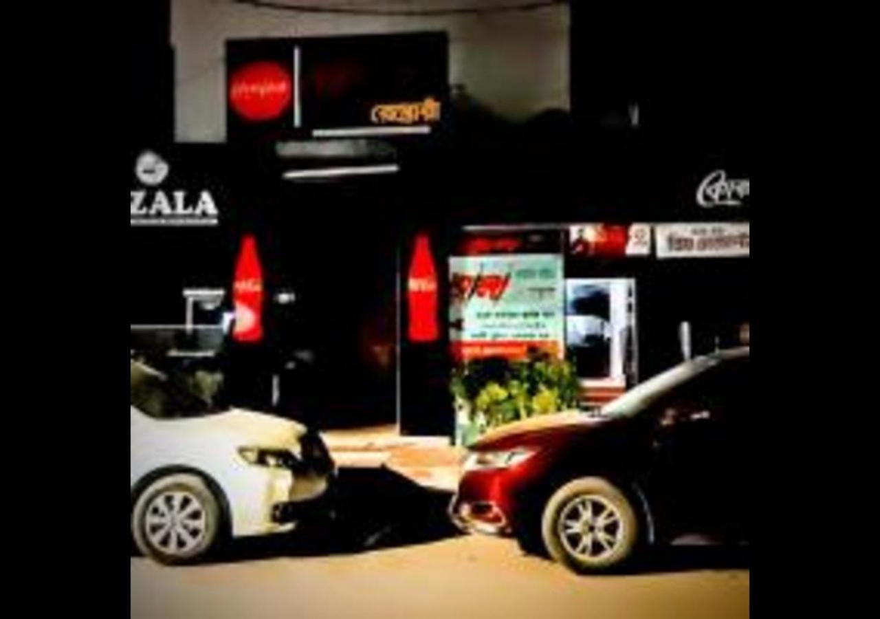 Rezala Restaurant And Residence Dhaka Buitenkant foto